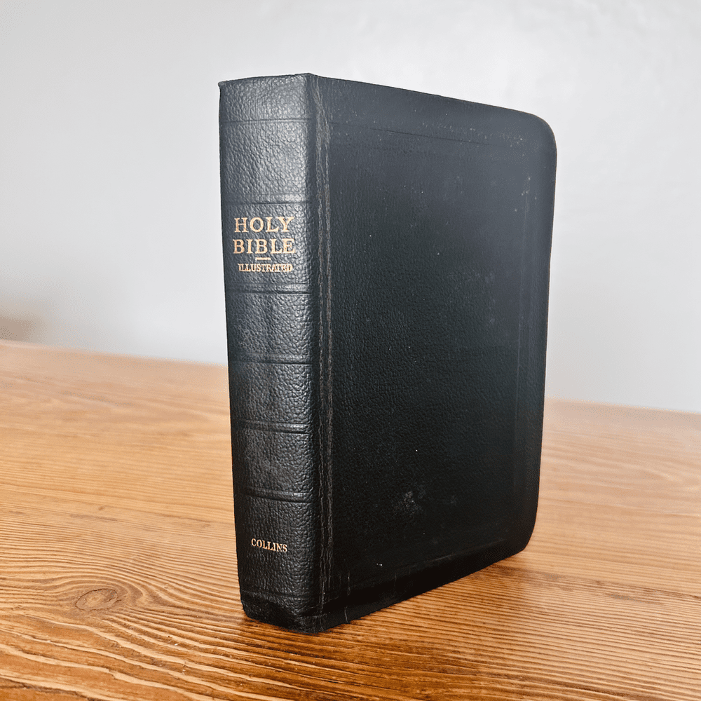 Collins Illustrated Holy Bible c1963 King James Version Boxed