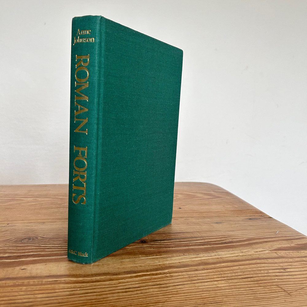 Roman Forts by Anne Johnson c1983 First Edition History